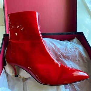 New! Women’s Lipstick Red Patent Leather kitten heel ankle booties! Size 8.5